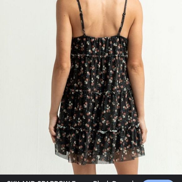 Sky & Sparrow black floral print mini dress Size Medium - Picture 9 of 9